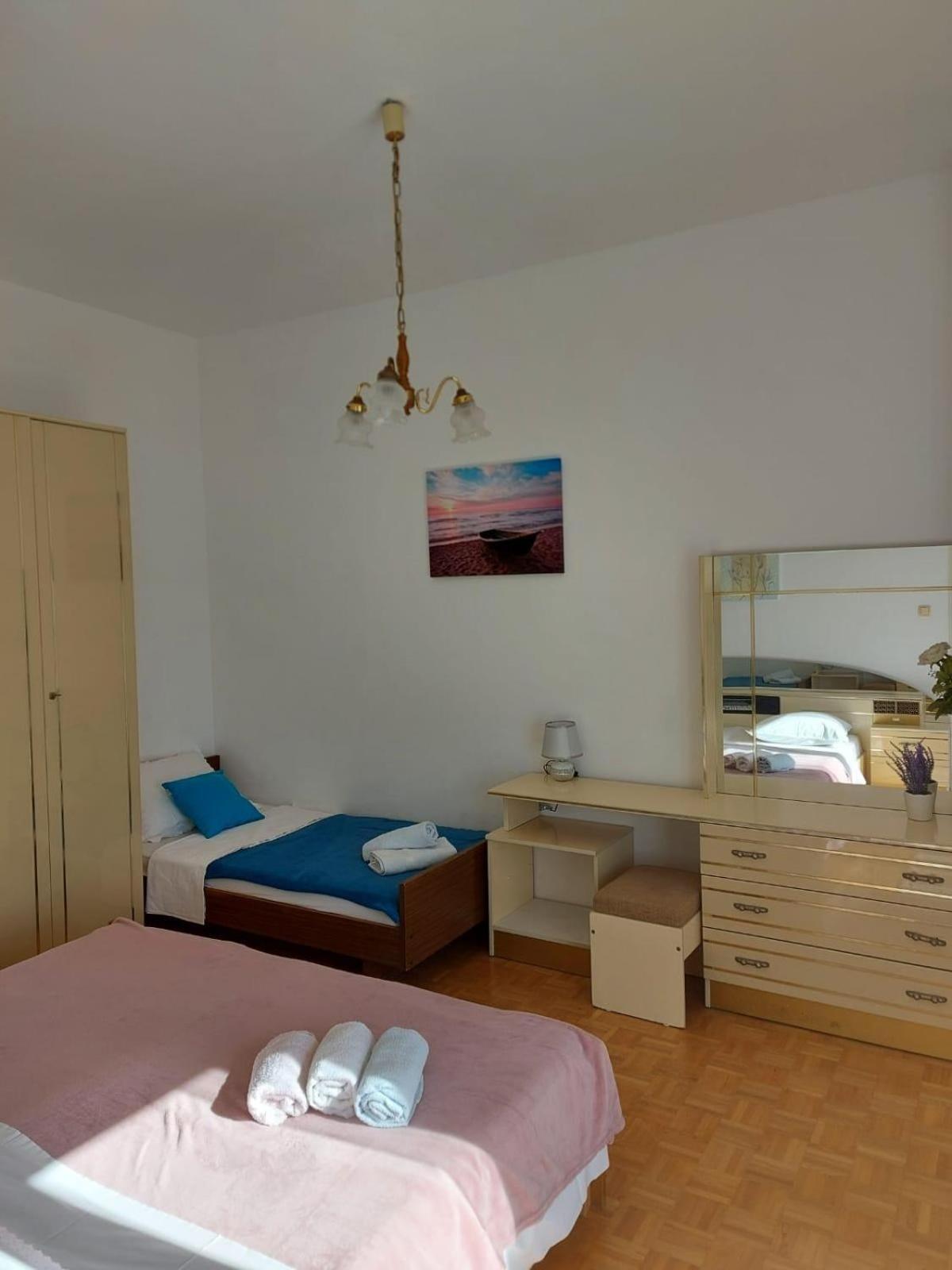 Apartments By The Sea Duce, Omis - 2731 Dugi Rat Zimmer foto